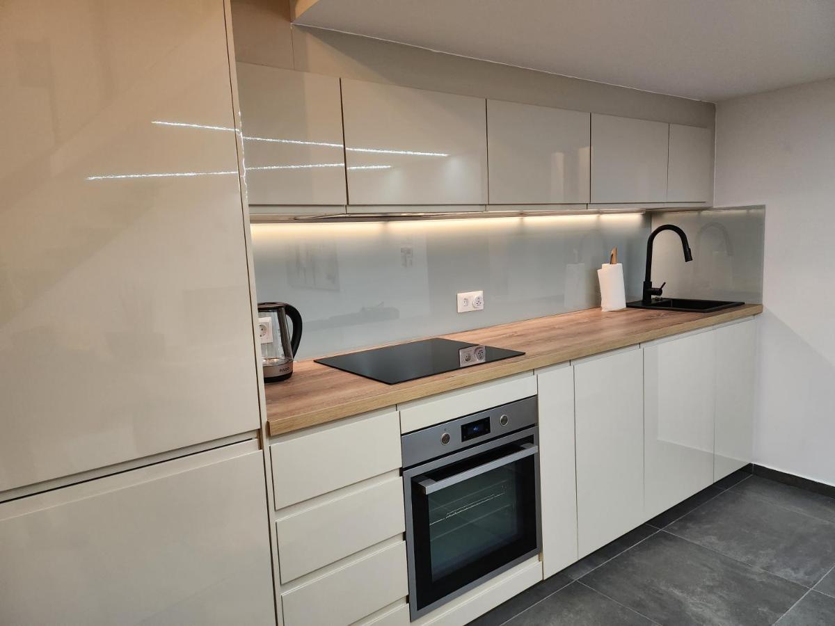 K21 "The Good Shepherd" Apartment Budapest Exteriör bild