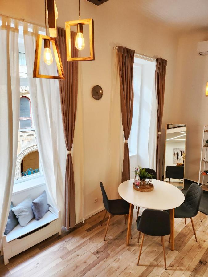 K21 "The Good Shepherd" Apartment Budapest Exteriör bild
